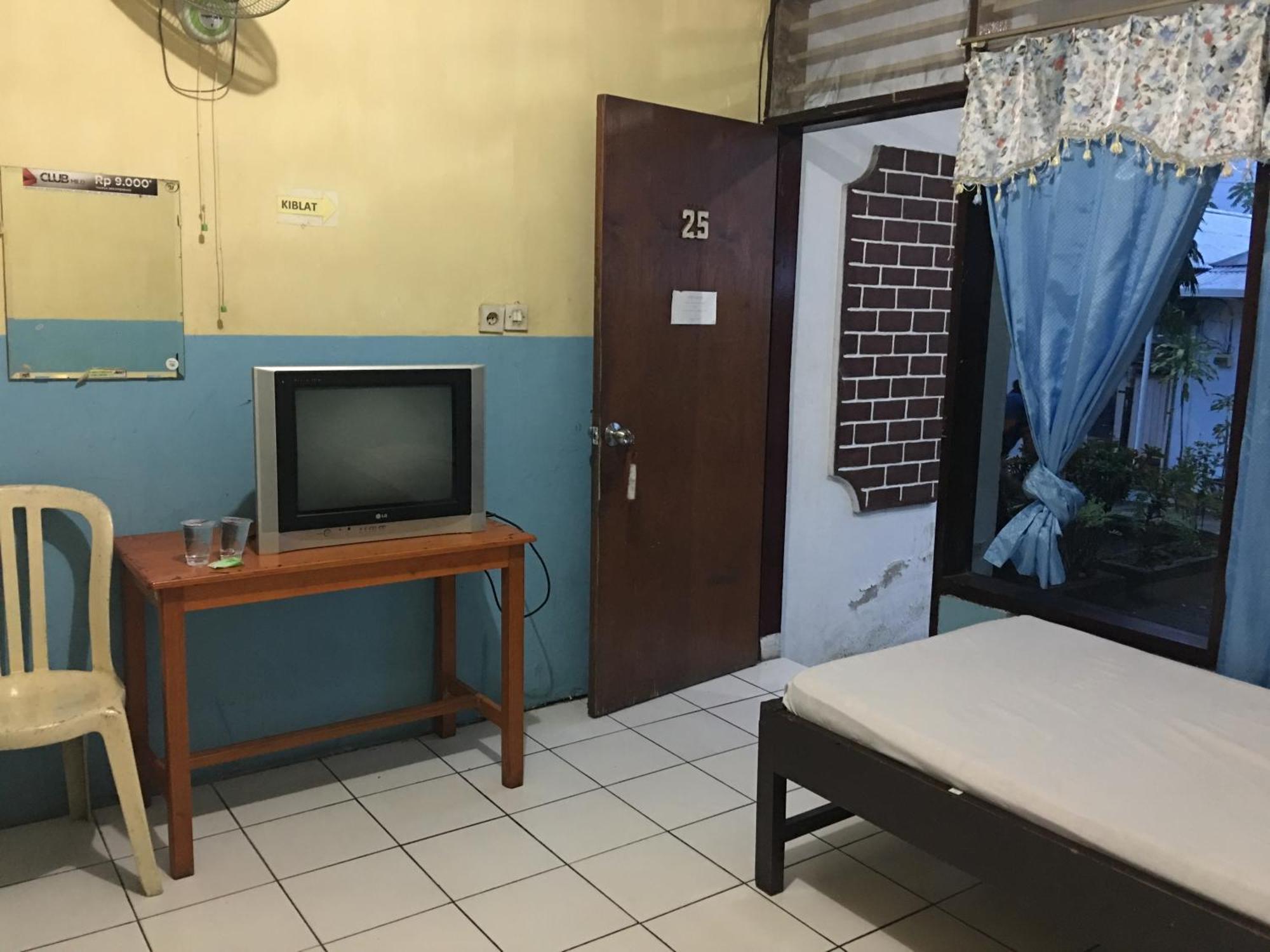 Tamasya Garden Hotel Kotamobagu Стая снимка